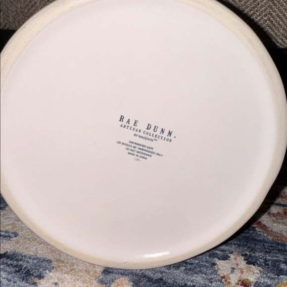 RAE DUNN Ceramic White Cookie Jar ‘COOKIES’ - Picture 4 of 4